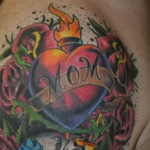 sam_portfolio26 Heart Tattoo in Flowers