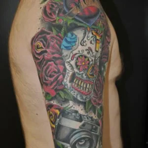 sam_portfolio41 Skull and Rose Tattoo